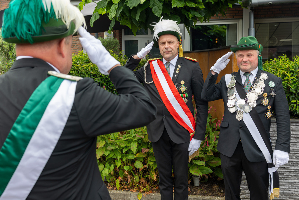 top-top.de-250628-034 | Foto, Video, Fotografie, Videografie, Fotobox, DJ, Discjockey, Musik, Musikbox, Veranstaltung, Photobooth, Amazon, Ebay, Buchtipp, Bestseller, Autor, Verlag, Buch, Wesel, Hamminkeln, NRW, Dinslaken, Rees, Drohne, Hochzeit, Party, Fotobox, Wesel, Fotograf