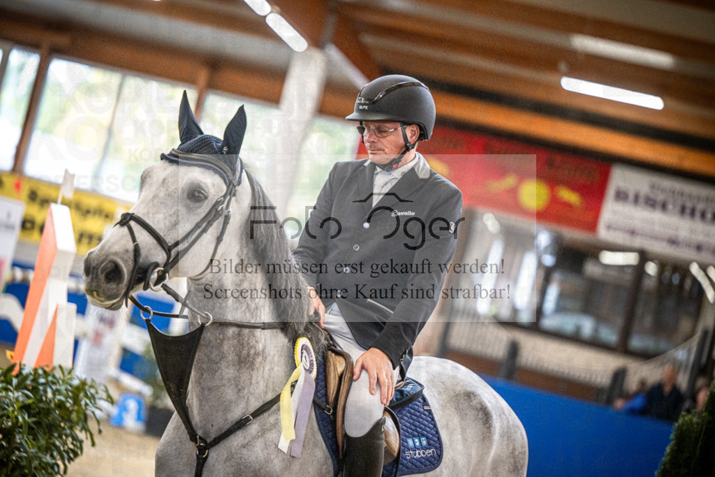 DOS_0008 | Entdecke hochwertige Reitturnierfotos von Foto Oger. Professionell, emotional und authentisch – jetzt Lieblingsmomente im Shop bestellen.Deutschlandweite Turnierfotografie. - Realisiert mit Pictrs.com