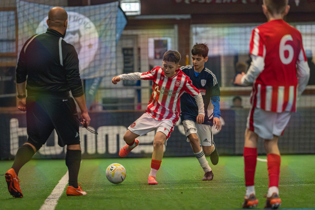 blr.pics-136 | Professionelle Fußball- und Sportfotografie. Spielbilder online ansehen und kaufen – Einzelbilder oder komplette Galerien in hoher Qualität. - Realisiert mit Pictrs.com