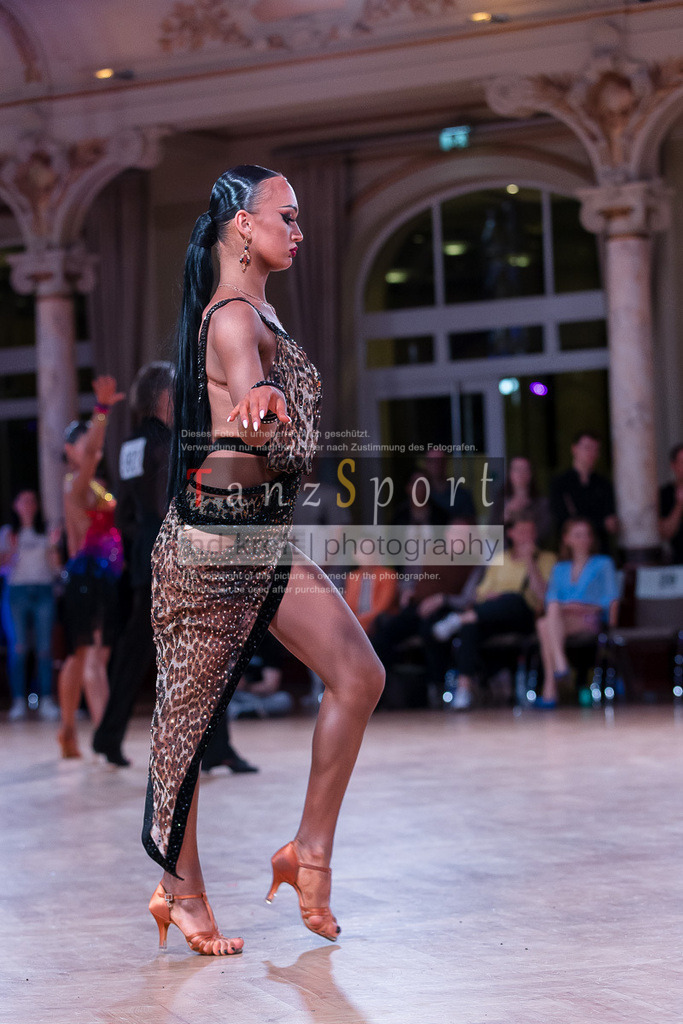 20240706_WDSF_WO_Latin_2419 | Tanzsportbilder, Standardtanz, Lateintanz, WDSF, DTV, LTVB, dancecomp, goc, hessen tanzt, blaues band der spree, walzer, tango, wiener walzer, slowfox, quickstepp, samba, rumba, cha-cha-cha, paso doble. jive, hd-kroft photography, turniertanzsport