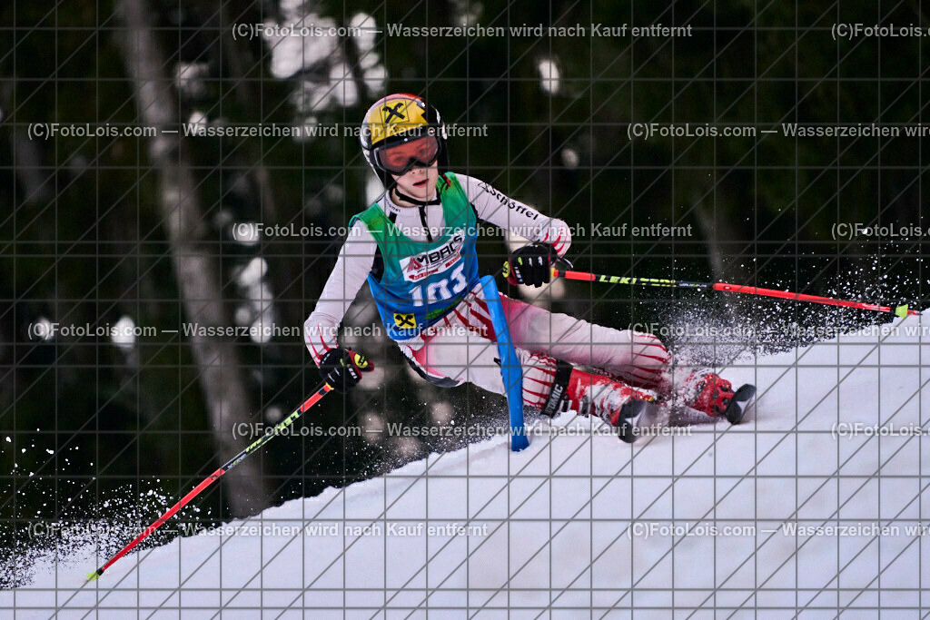 ALP5117_WaldAistCup_Kinder-SL_Koenigswiesen_Hiemetsberger Robin | (C)FotoLois.com, Alois Spandl, WaldAistCup Kinder-Slalom Königswiesen am Schorschilift in St. Georgen am Walde, Fr 3. März 2023.