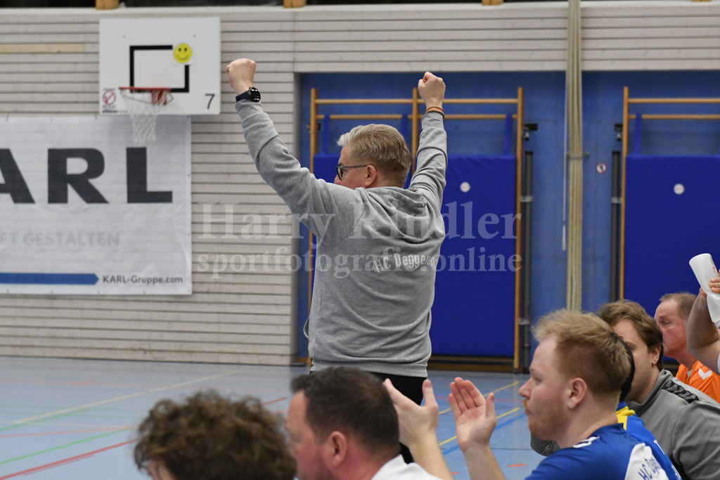 HC Deggendorf : TSV Simbach II   | Ha-Ri; Sportfotografie Ha-Ri; Sporfotografie Harry Rindler; Sport Deggendorf; Sportbilder Deggendorf; Sportfotos Deggendorf; Sportfotos Niederbayern; Sportbilder Niederbayern; Amateursport Niederbayern; Bayern;  - Realisiert mit Pictrs.com