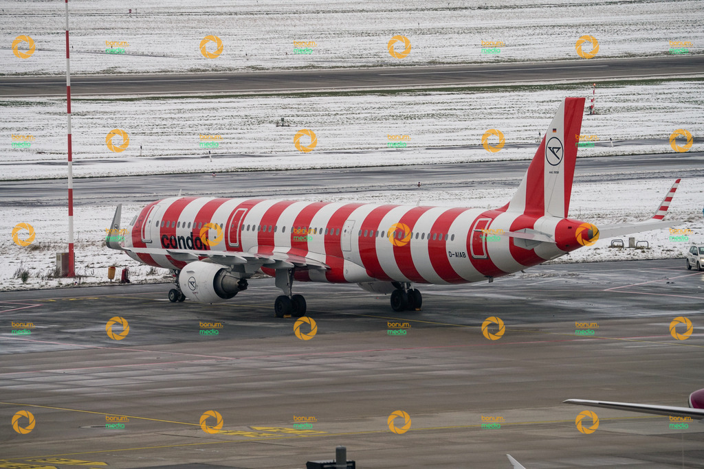 Flughafen Düsseldorf Condor | Foto: Daniel Böhm | bonum.media - Realisiert mit Pictrs.com