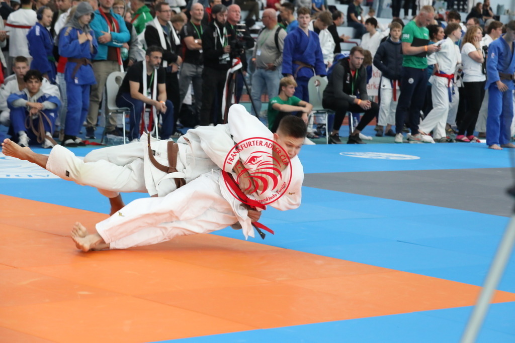 1J7A2098 | Fotos vom Adler Cup - Pictures from Adler Cup

Hier findet Ihr alle Eindrücke und großen Momente der Adler Cup Wochenenden. Here you will find all impressions and great moments of the Adler Cup weekends. - Realisiert mit Pictrs.com