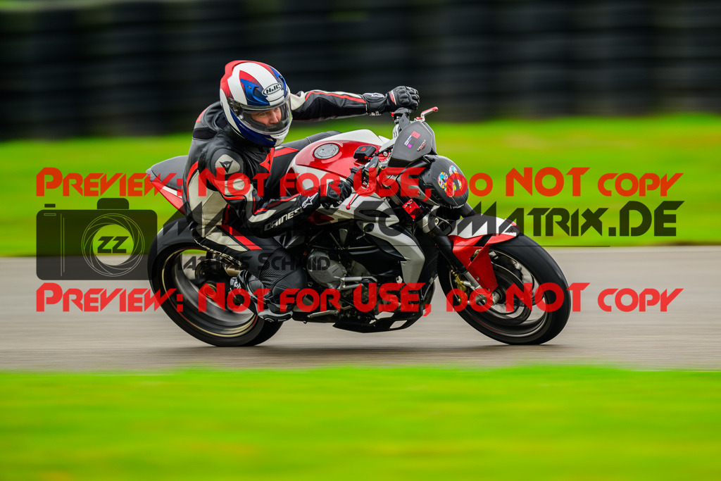 MaZZes_Fotomatrix_20241002_6007705_5845 | Fotograf Mathias Schmid
Sportfotograf,
Eventfotograf,
Hochzeitsfotograf,
Portraitfotograf