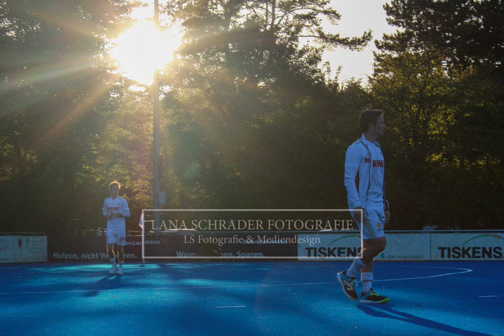 Rot - Weiß Köln - Crefelder HTC 08.10.22-13 | lanaschraderfotografie - Realisiert mit Pictrs.com