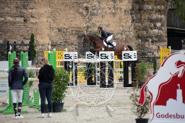 2B4A2418 | pixelfaenger - Realisiert mit Pictrs.com