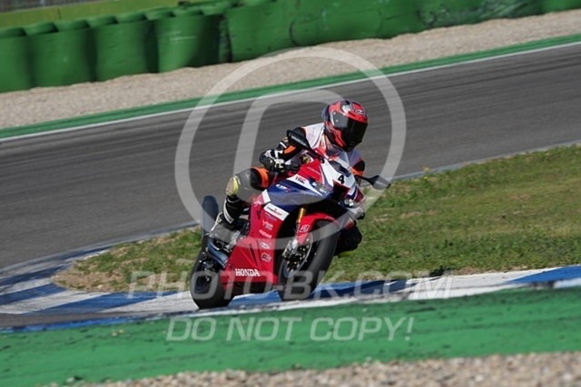 2025_04_29_PBK_22076 | Sportfotografie; SlowMotion; Video; Rennstrecke; Hafeneger; Speer; Racing; RSE; BMW; CBO; Trackday; Motorsportarena; Hockenheimring; Brno; Most; Barcelona; Valencia