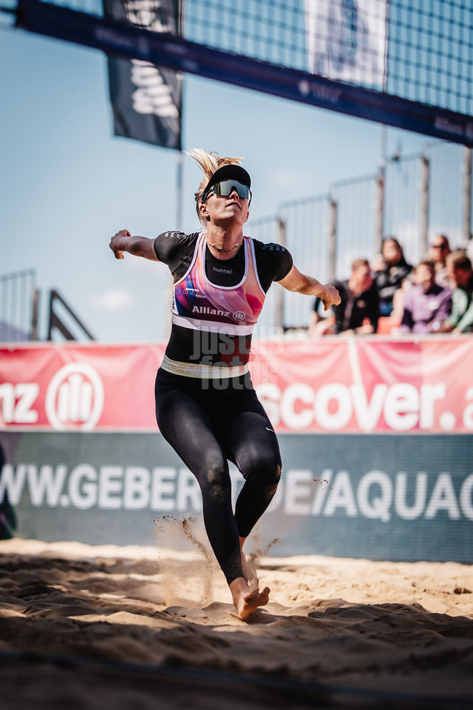 Beachvolleyball | Frauen | Allianz German Beach Tour 2025 | Tourstop Düsseldorf | 16.05.2025 | Chenoa Christ läuft an zum Angriff