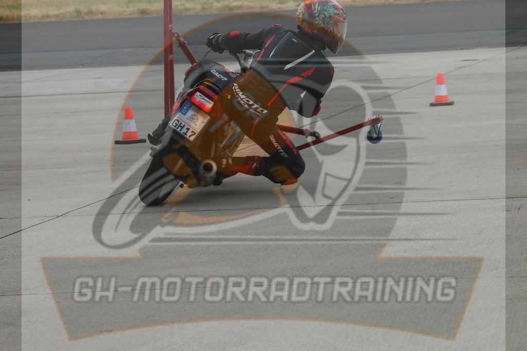 IMG_3312 | gh-motorradtraining-foto.de - Realisiert mit Pictrs.com