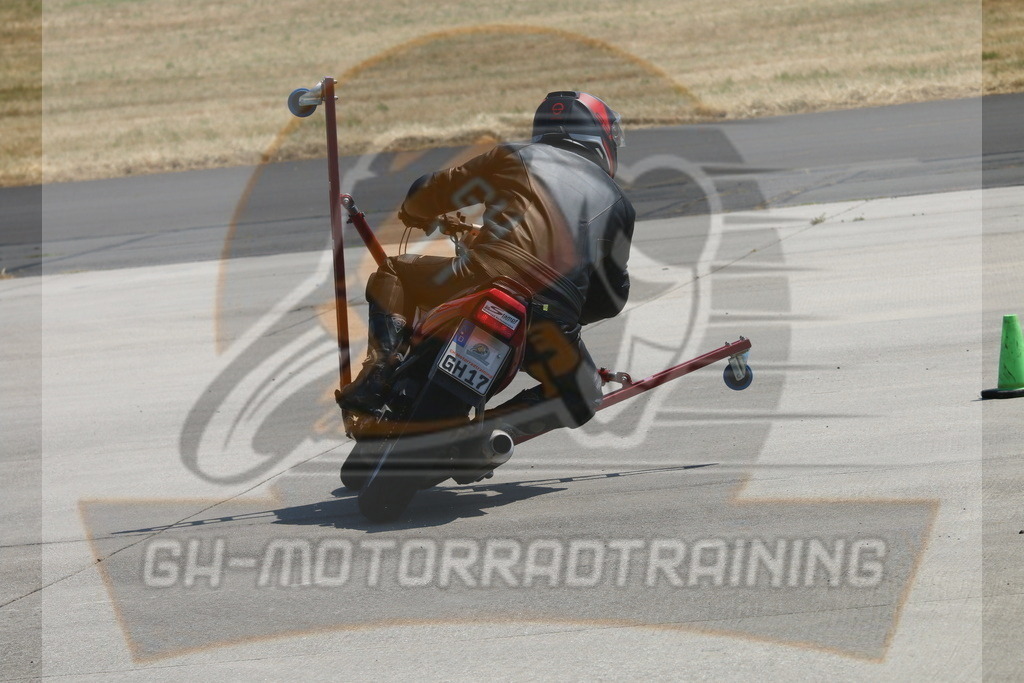 IMG_3097 | gh-motorradtraining-foto.de - Realisiert mit Pictrs.com