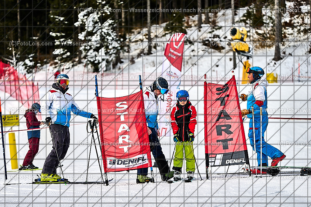 _ALP8819_Neujahrs-Skikurs | Ski- und Snowboardschule Haginger beim NEUJAHRS-Skikurs 2026, Kursabschlussrennen am Mo 5. Jänner 2026.