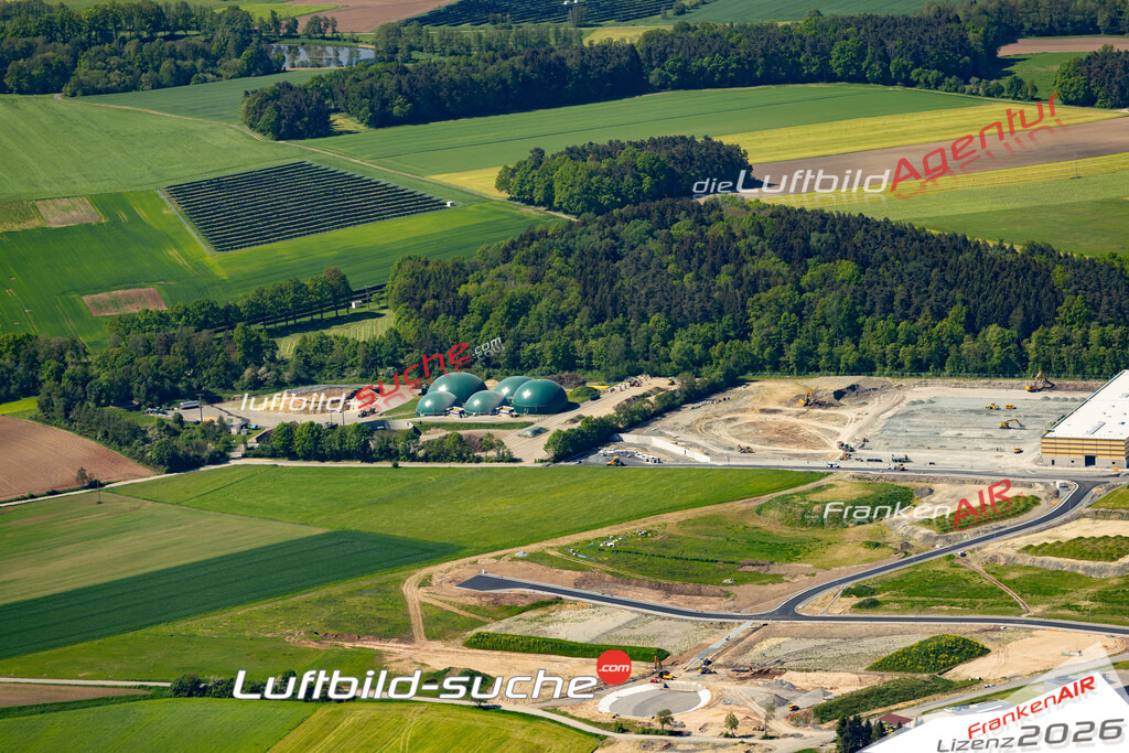 Das Luftbild zeigt :  Kemnath - Die Luftaufnahme wurde 2024 vom UL-Flugzeug aus erstellt ( keine Drohne ) - Hochauflösende Luftaufnahme - Für grossformatige Ausdrucke geeignet. Die Geschenkidee !Mit Lizenz und Bildrechte bestellbar