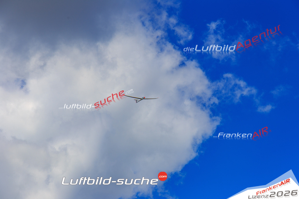 Die Luftaufnahme der Stadt Segelflieger wurde 2017 vom Flugzeug heraus erstellt ( keine Drohne )- hohe Auflösung für beste Qualität