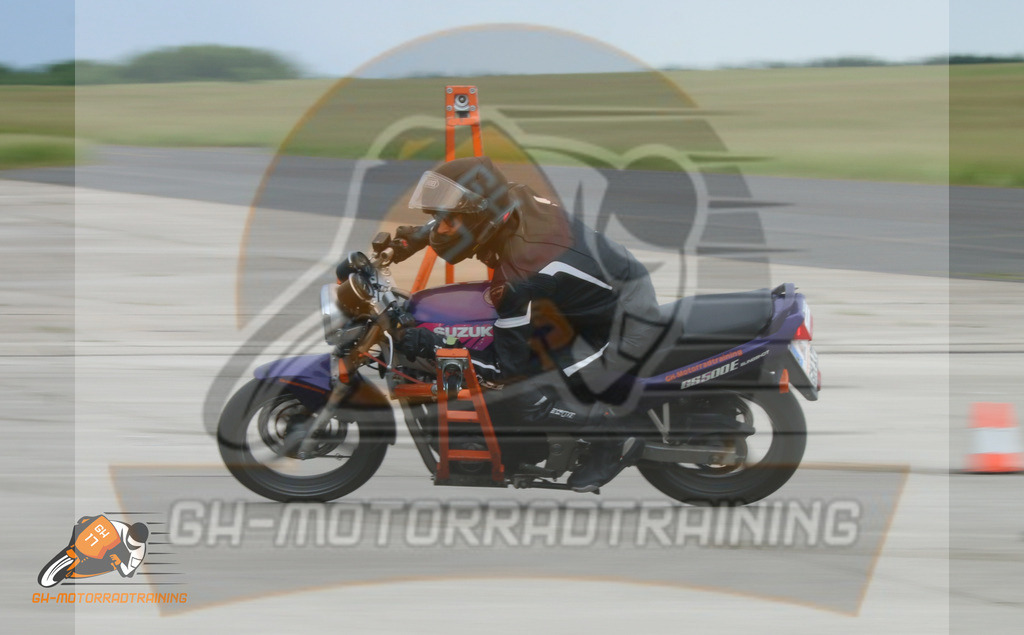IMG_2574 | gh-motorradtraining-foto.de - Realisiert mit Pictrs.com