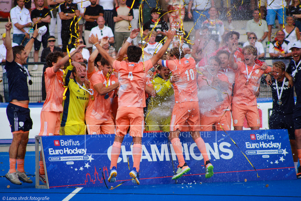 U21 EM FINALE GER-NED 30.07.22 | lanaschraderfotografie - Realisiert mit Pictrs.com