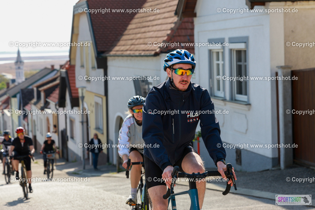 814_AR6_9262 | Neusiedlersee Radmarathon 2026@sportshot_your_pictrs #yourpictures#roadtowm2029 #nrm #neusiedlerseeradmarathon #neusiedlersee #neusiedlerseetourismus #burgenland #mörbisch #nrm26 #burgenlandtourismus #voglundco #poweredbyburgenlandtourismus #radsport #rad #marathon #ucigranfondo #visitburgenland #ucigranfondoworldseries