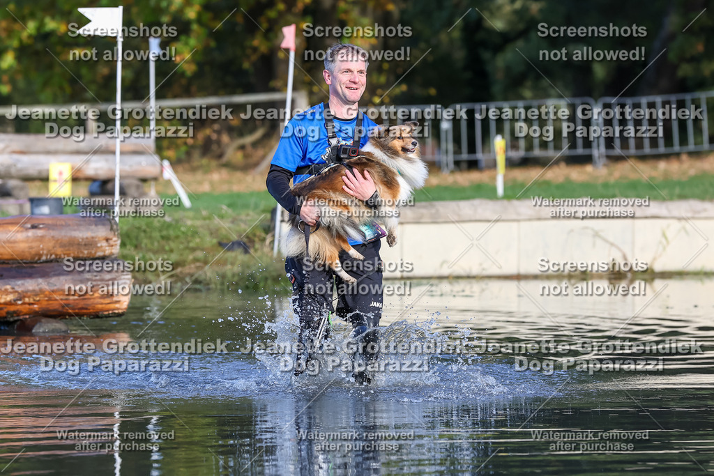 Dog Paparazzi - Strongdog 10-25-8531 | Dog Paparazzi Jeanette Grottendiek Fotografie & Videografie - Realisiert mit Pictrs.com