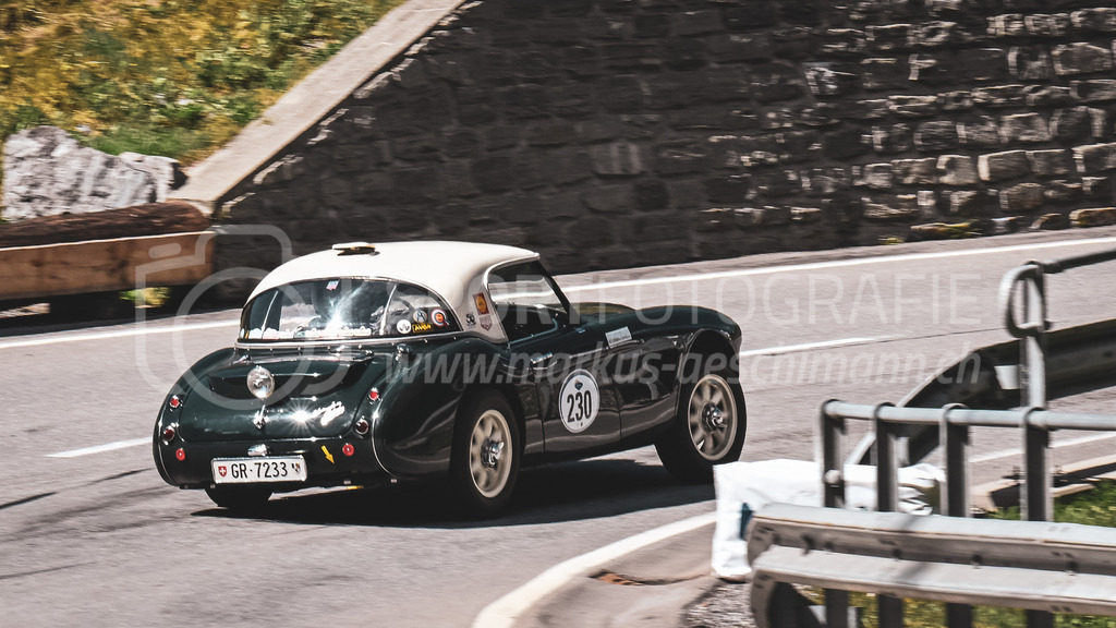 19. Arosa ClassicCar 2023 - 2. September 2023 | 19. Arosa ClassicCar 2023
Arosa, Schweiz
Jacob Vic aus S-chanf mit der Startnummer 230 in einem Austin Healey 3000 MK I Stelvio RS4, Jahrgang 1960, in der Klasse Classic Trophy.
@arosaclassiccar, @arosa.official, #arosaclassiccar, #arosa, #76curves, #classiccar
Bild: Sportfotografie Markus Aeschimann | www.markus-aeschimann.ch - Realisiert mit Pictrs.com