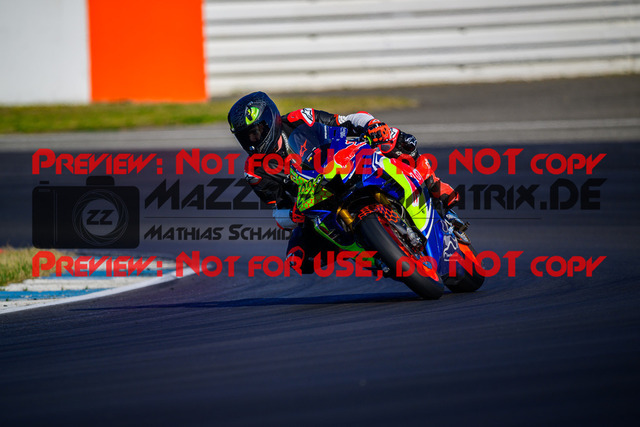 MaZZes_Fotomatrix_20250407_6007705_0700 | ROT