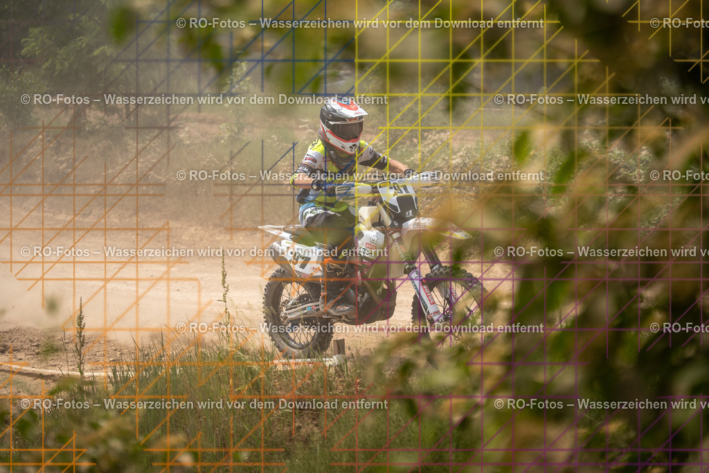Niederwürzbach 3 Lauf-541 | Sportfotografie von RO-Fotos: Motorsport, Motocross, Enduro, Laufveranstaltungen und Triathlon. Professionelle Fotos von Sportlern und Events. - Realisiert mit Pictrs.com