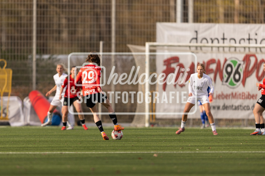 Fußball I Frauen I Saison 2025-2026 I Regionalliga Nord I 16. Spieltag I Hannover 96 - SpVg Aurich-144 | realhellocedii - Realisiert mit Pictrs.com