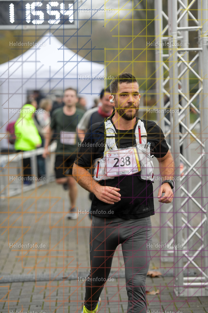 Neusser Erftlauf 2025  | 15km Neusser Erftlauf 2025 Foto: Heldenfoto.de