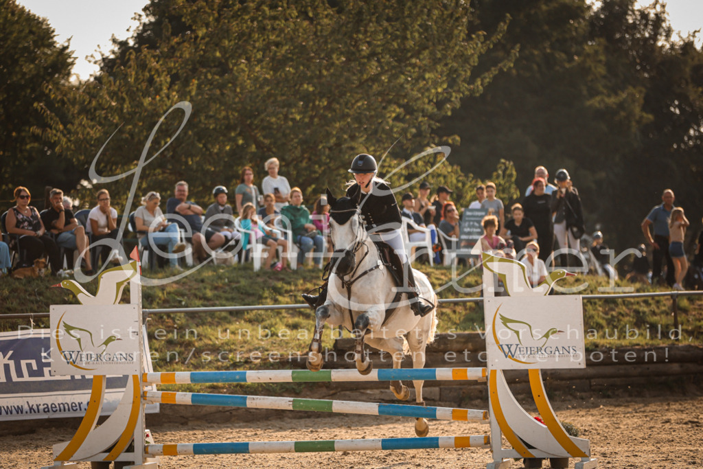 08.FrSpE00228 | Leoni Ertmer Photography - Realisiert mit Pictrs.com