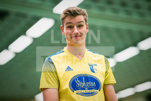 @leon.tonhaeuser-03-01-26-211 | Leon Tonhäuser - Sportfotografie - Realisiert mit Pictrs.com