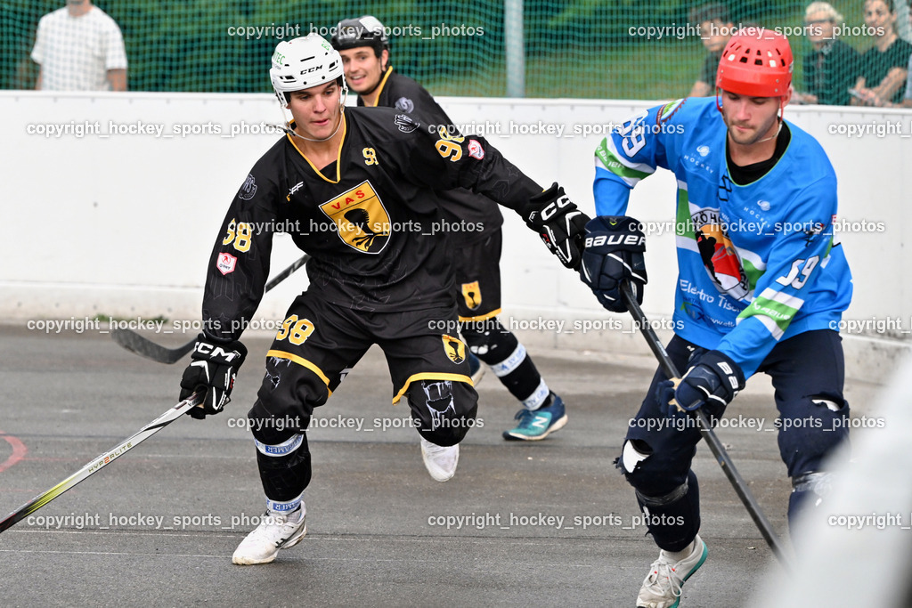 VAS Villach vs. ASKÖ Hockey Villach | #98 Smoliner Tobias VAS Villach, #69 FELDBAUMER Manuel ASKÖ Villach Hockey, VAS Villach vs. ASKÖ Hockey Villach, VAS Villach vs. ASKÖ Hockey Villach am 03.07.2025 in Villach (Alpen Arena ), Austria, (Photo by Bernd Stefan)