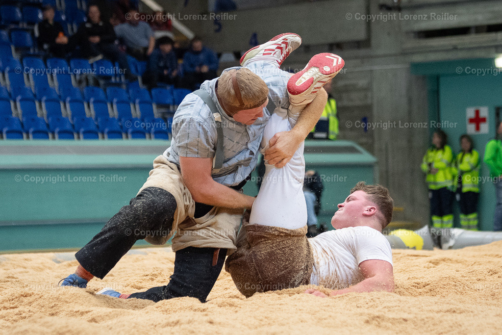 Schwingen -  Berchtold-Schwinget 2024 | Zürich Saalsporthalle, 2.1.24, Schwingen - Berchtold-Schwinget.