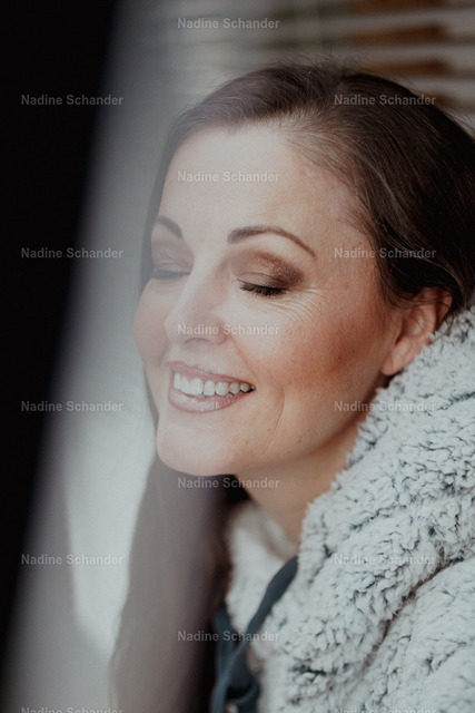 ABC04905 | Nadine Schander – Selbstständige Fotografin & professionelle Visagistin Raum Hohenlohe, Öhringen/ Bretzfeld und Neuenstadt ... Spezialisiert auf individuelle Make-up-Looks und hochwertige Fotografie. Business,- Portrait,- Beautyfotografie..