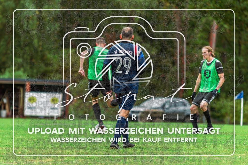 SFBFGFS-1027 | Jan Gellersen (Sportfreunde Bispingen 2 #29) beim Herren 3. Kreisklasse HK Spiel zwischen SF Bispingen 2 und FG Fulde-Stellichte 2 im Sportplatz Huetzel, Bispingen (Simon Paul Stopat) - Realisiert mit Pictrs.com