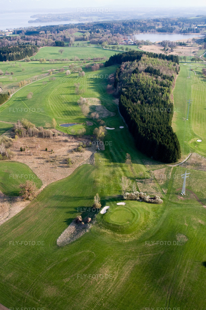 Luftbild: Gelände des Golfplatz Golf-Club Tutzing im Ortsteil Traubing in Tutzing im Bundesland Bayern in Deutschland. Foto: IMG_17933.jpg vom 15.04.2009 durch Werner Riehm/FLY-FOTO.de
