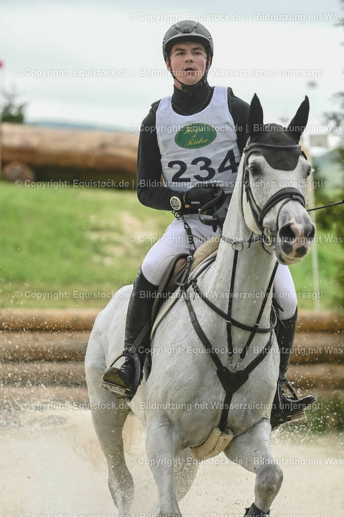 20230513_CCI2_Section2_Gelände_0567 | equistock