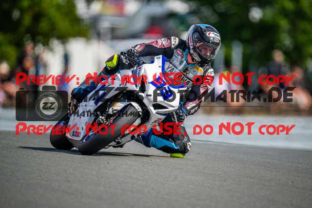 MaZZes_FotoMatrix_240726_6007705_4827 | STK