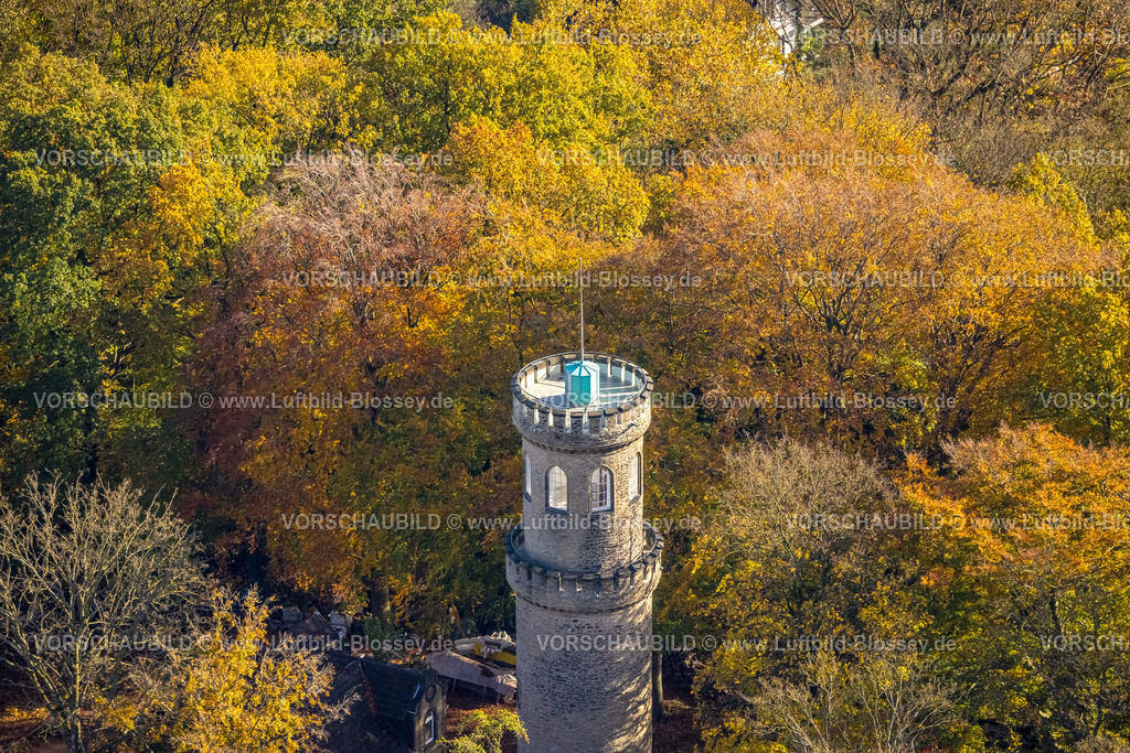 Witten231100967 | Luftbild, Renovierter Helenenturm mit Aussichtsplattform im Herbstwald mit Laubbäumen mit leuchtenden Herbstfarben, Witten, Ruhrgebiet, Nordrhein-Westfalen, Deutschland