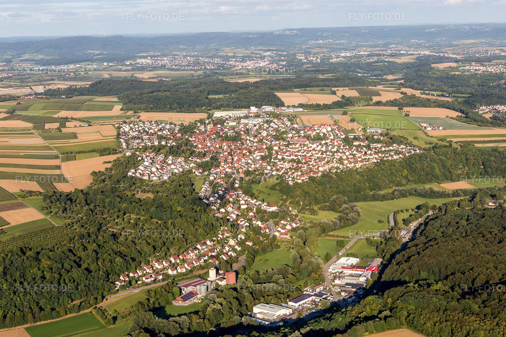 Luftbild: landwirtschaftlichen Feldern und Nutzflächen in Kirchberg an der Murr im Bundesland Baden-Württemberg in Deutschland. Foto: IMG_093560.jpg vom 22.08.2016 durch Werner Riehm/FLY-FOTO.de