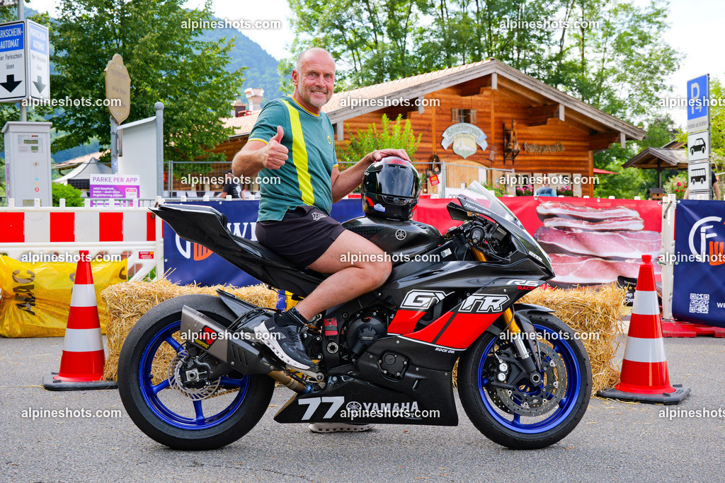 P1014619 | Erleben Sie atemberaubende, hochqualitative Fotos Ihrer Fahrt entlang der malerischen Alpenstraßen. Besuchen Sie alpineshots.com, um professionelle Aufnahmen Ihrer unvergesslichen Reise zu finden und zu kaufen - Realisiert mit Pictrs.com