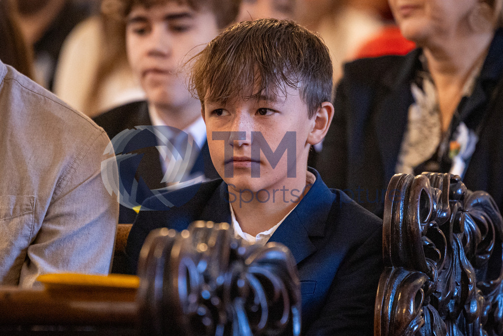 RR5M4747 | Firmung Klagenfurt-Dom 19.05.2024 8 Uhr