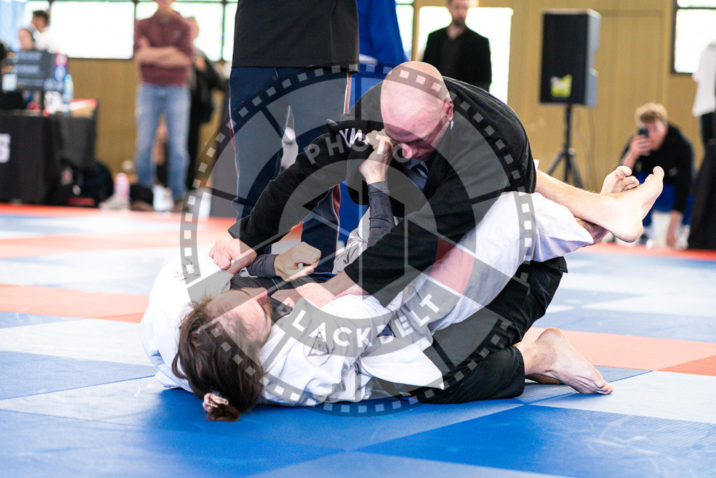 20250510PBB1518 | Athletes compete during the JJLG Berlin Open Jiu-Jitsu Championship on May 10, 2025 in Berlin, Germany. © Chiara Dazi / photoblackbelt