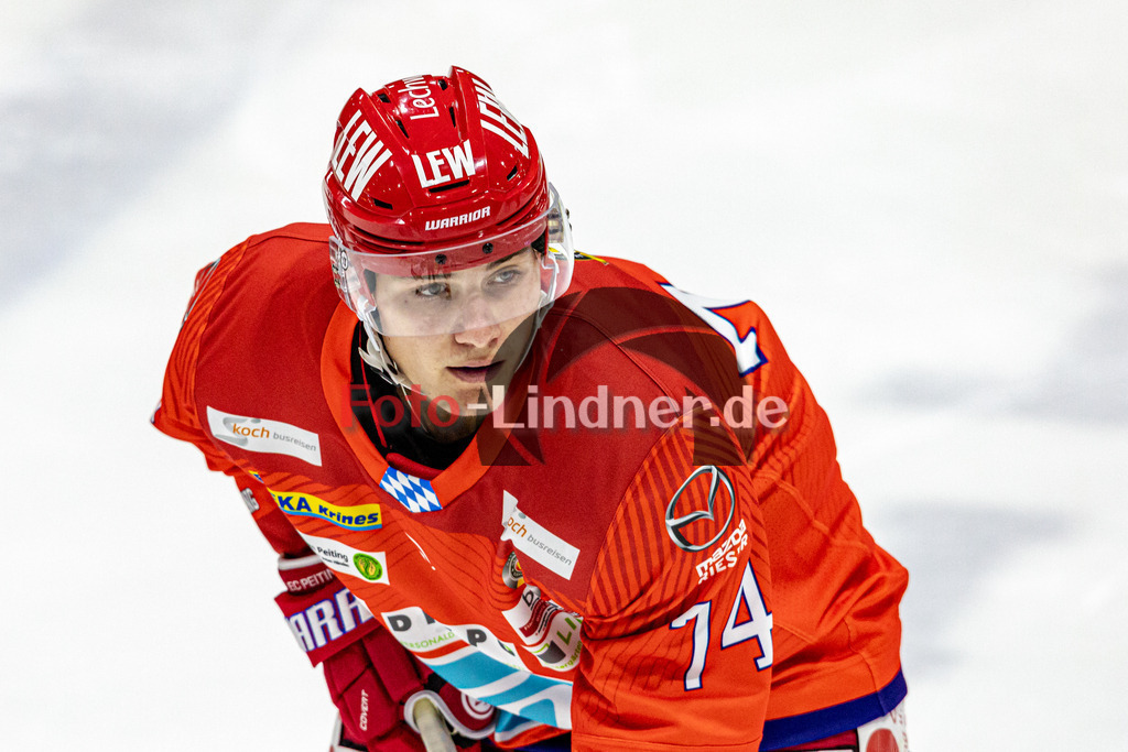 EC Peiting vs EV Füssen | Eishockey Oberliga Süd 2023/2024, EC Peiting vs EV Füssen, 20231029,
Jannick STEIN (ECP 74) Portrait,
2023-10-29 in Peiting (Eisstadion)
74 Jannick STEIN (ECP 74)
Copyright: WolfgangxLindner sportworld