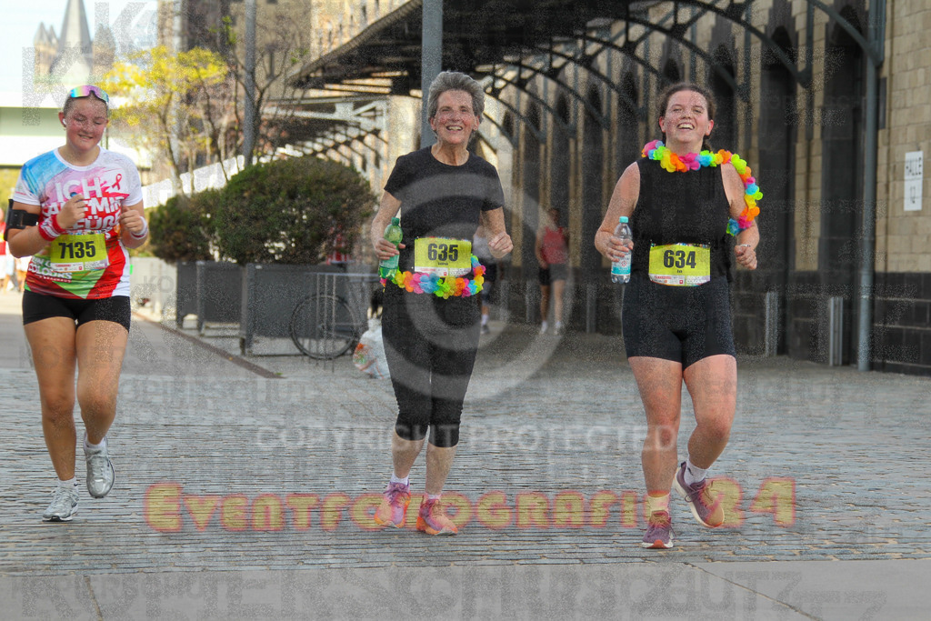 250920_1339_EV4_6374 | Sportfotografie im Rhein-Sieg Kreis, Köln, Bonn, NRW, Rheinland Pfalz, Hessen, etc. Unser Tätigkeitsfeld umfasst den Laufsport vom Volkslauf über den Marathon, Duathlon, Triathon bis zum Ultralauf wie Kölnpfad Ultra oder Schindertrail.