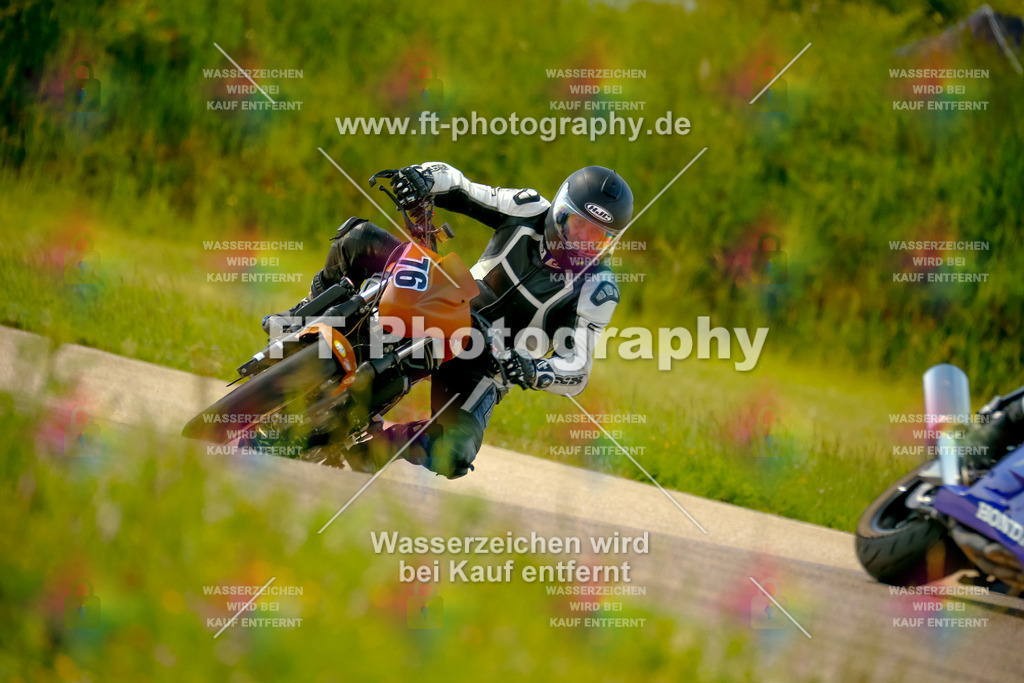 _MOT1013 | Hier findet Ihr Bilder von Touristenfahrten auf der Nürburgring Nordschleife oder von anderen Veranstaltungen die ich besucht habe. Viel Spass beim Durch Schauen 