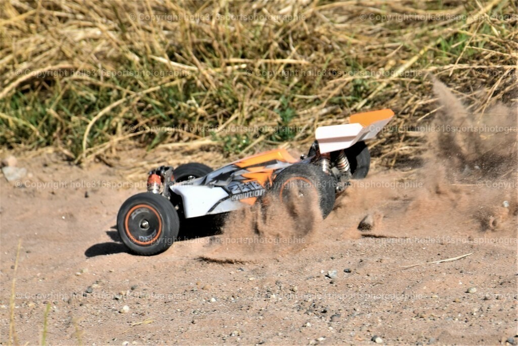 DSC_0095 (2) | Sportfotografie , Motorsport, Motoross, Reitsport, Mointainbike, Enduro,
Landschaft , Outdoor, Eventfotografie, Landschaft, Bilder online bestellen - Realisiert mit Pictrs.com