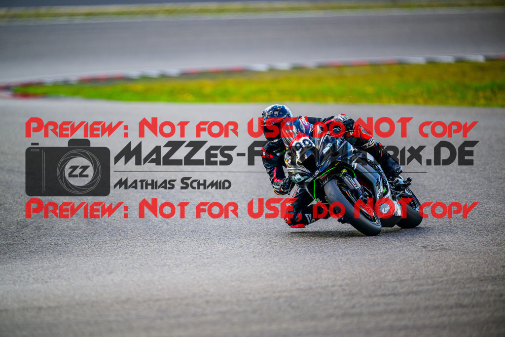 MaZZes_FotoMatrix_240911_6007705_0002 | SBK