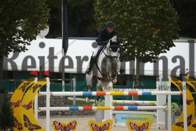 Villingendorf_2022_Prfg.Nr.08_zwei Phasen_Springprfg.Kl.M_Youngster_Frieder Dietterle_Collin 154 (5) | Alle Fotos der Reiterjournal Fotografin Doris Matthaes im Reiterjournal Online-Fotoshop. - Realisiert mit Pictrs.com