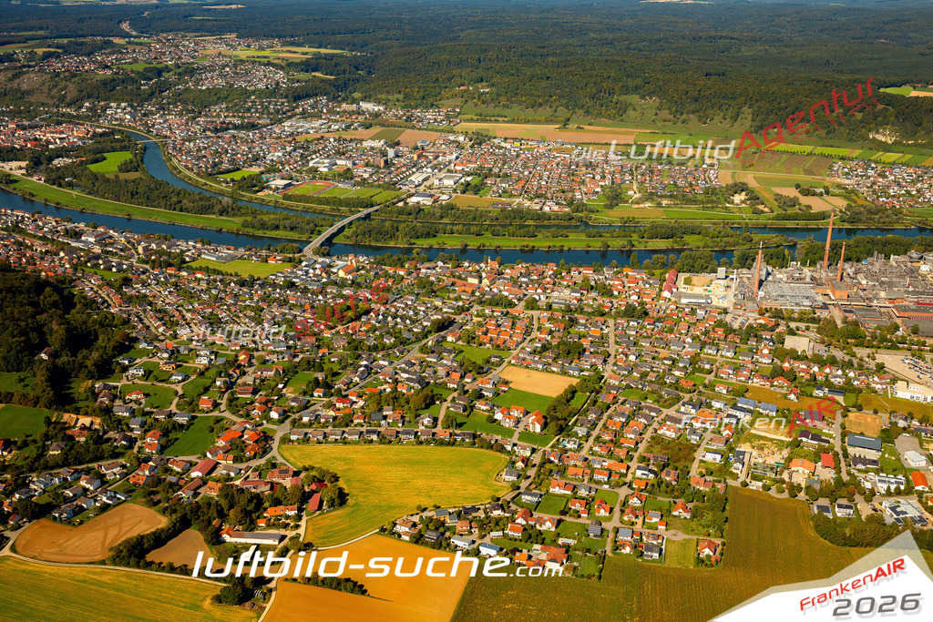 Das Luftbild zeigt : Affecking Kelheim - Die Luftaufnahme wurde 2023 vom UL-Flugzeug aus erstellt ( keine Drohne ) - Hochauflösende Luftaufnahme - Für grossformatige Ausdrucke geeignet. Die Geschenkidee !Mit Lizenz und Bildrechte bestellbar
