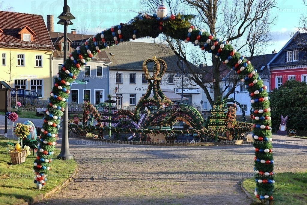 Osterbrunnen Berga/Elster | Osterbrunnen Berga/Elster - Realisiert mit Pictrs.com