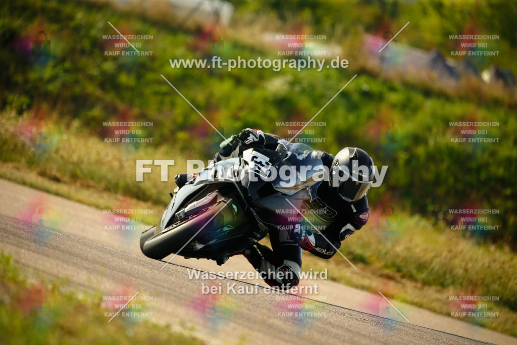 _MOT6081 | Hier findet Ihr Bilder von Touristenfahrten auf der Nürburgring Nordschleife oder von anderen Veranstaltungen die ich besucht habe. Viel Spass beim Durch Schauen 